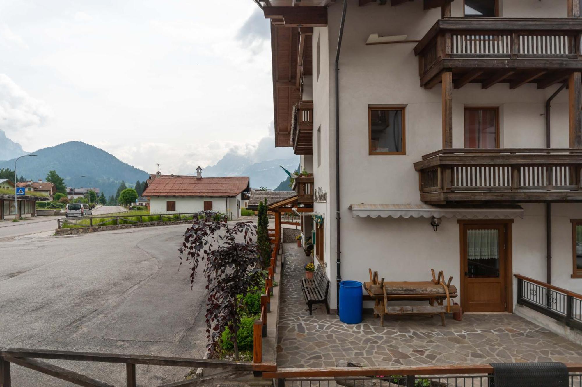 Casa Stella Lägenhet Falcade Exteriör bild