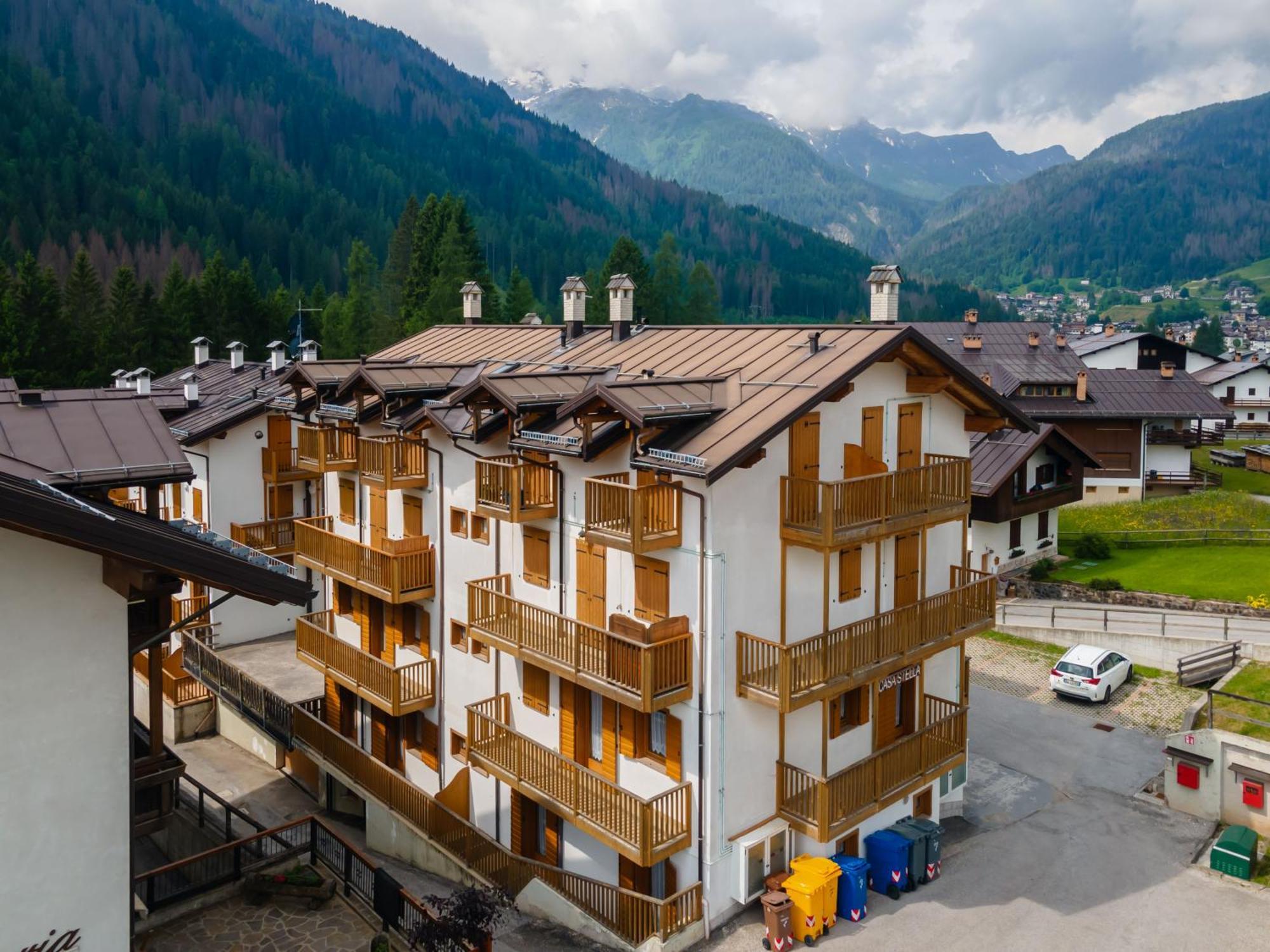 Casa Stella Lägenhet Falcade Exteriör bild
