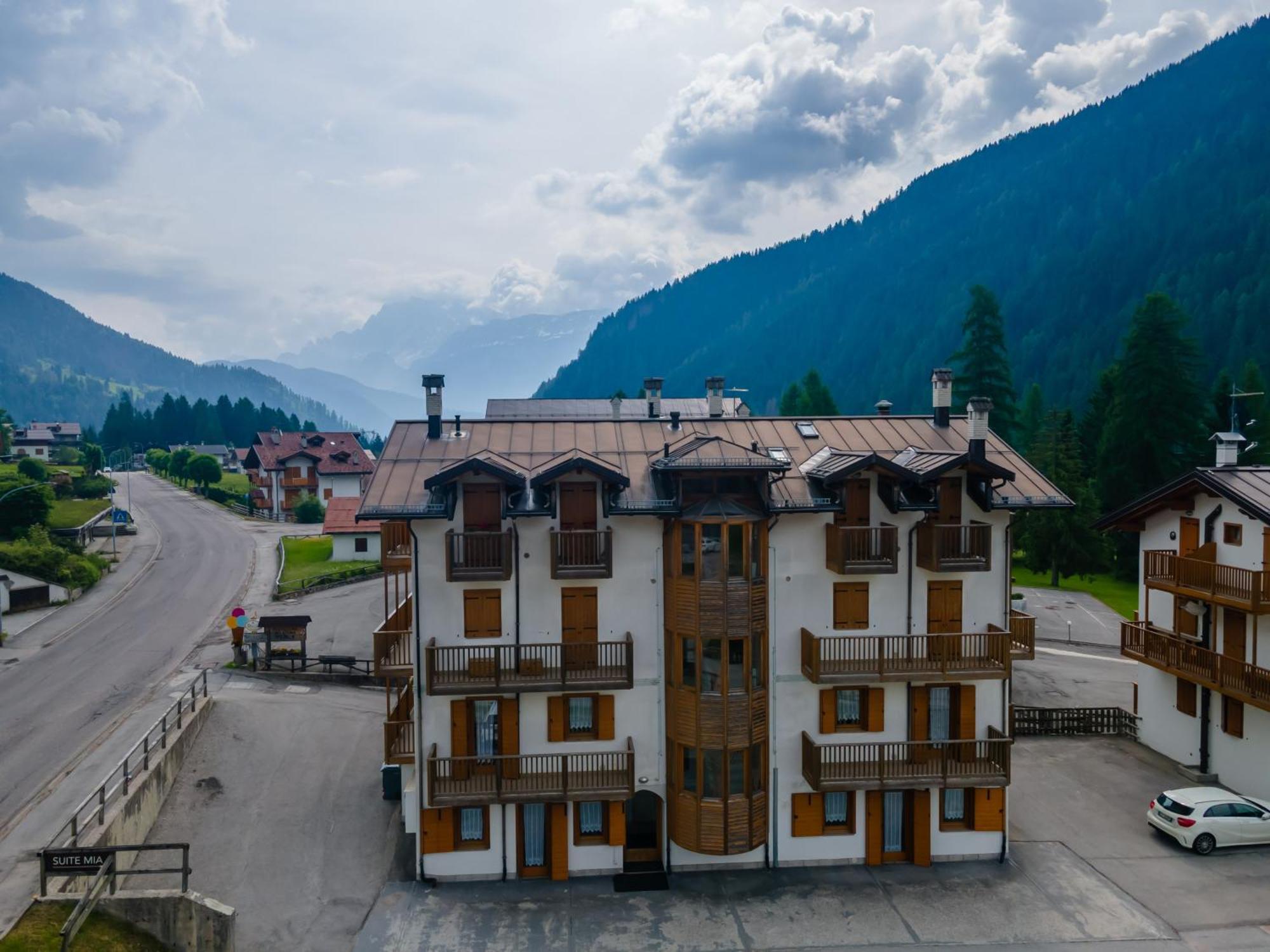Casa Stella Lägenhet Falcade Exteriör bild